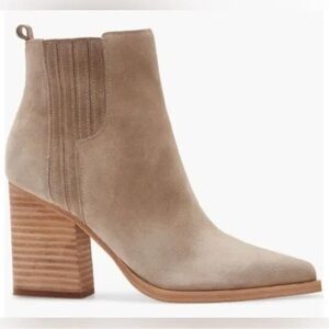 Marc Fisher Oshay Boots